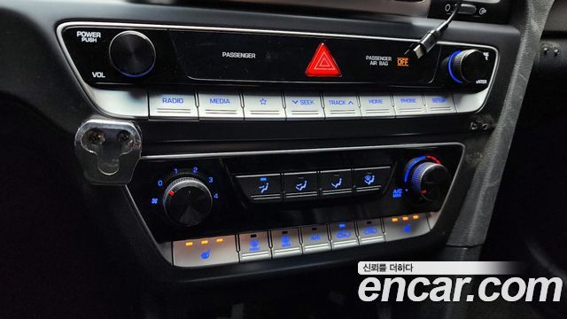 Hyundai Sonata 2019 — photo 16