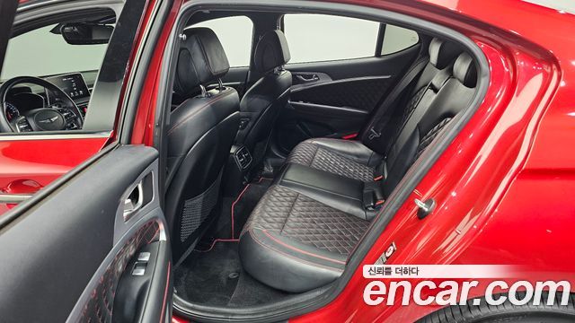 Genesis G70 2020 — photo 11