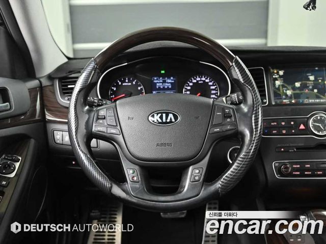 Kia K7 2015 — photo 13