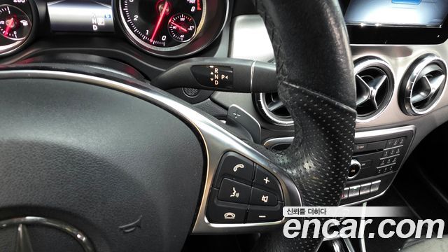 Mercedes-Benz CLA-Class 2019 — photo 9