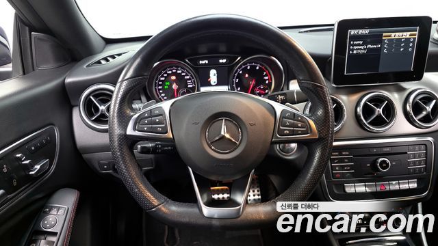 Mercedes-Benz CLA-Class 2019 — photo 13