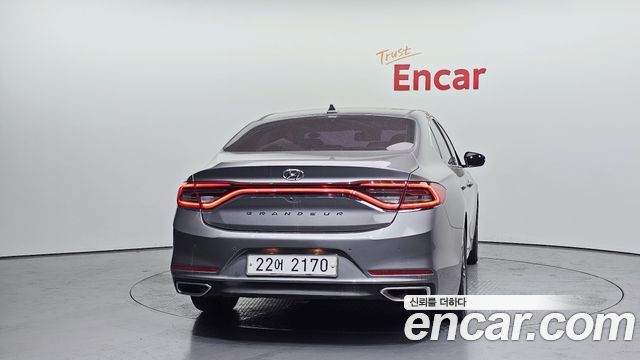 Hyundai Grandeur 2017 — photo 4