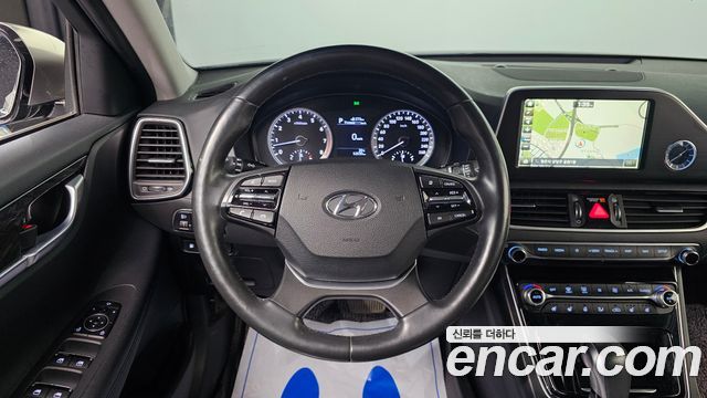 Hyundai Grandeur 2017 — photo 15