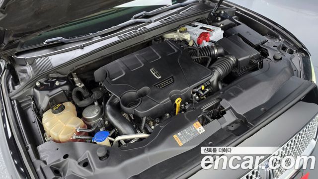 Lincoln Continental 2017 — photo 6