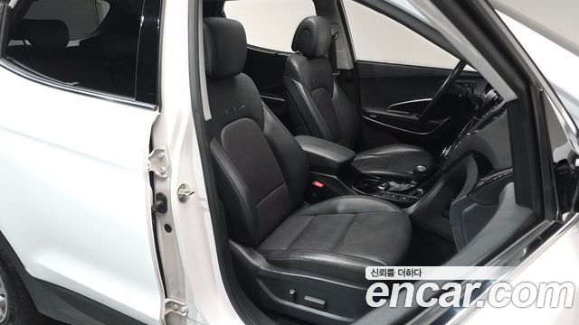 Hyundai Santafe 2015 — photo 12