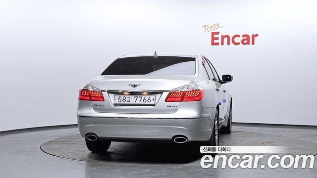 Hyundai Genesis 2011 — photo 4