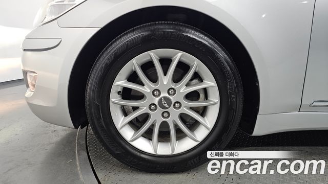 Hyundai Genesis 2011 — photo 5