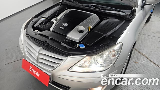 Hyundai Genesis 2011 — photo 6
