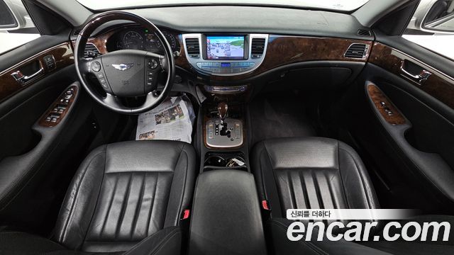 Hyundai Genesis 2011 — photo 7