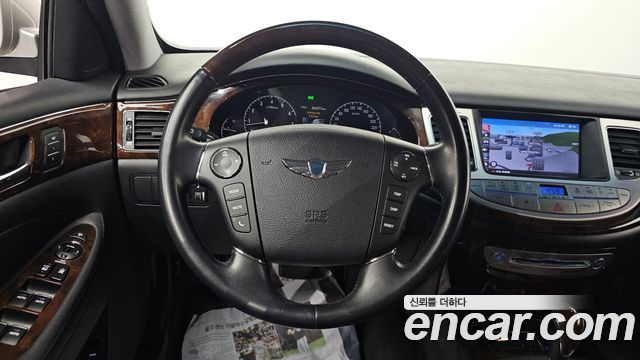 Hyundai Genesis 2011 — photo 15