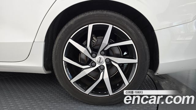 Volvo S60 2020 — photo 7