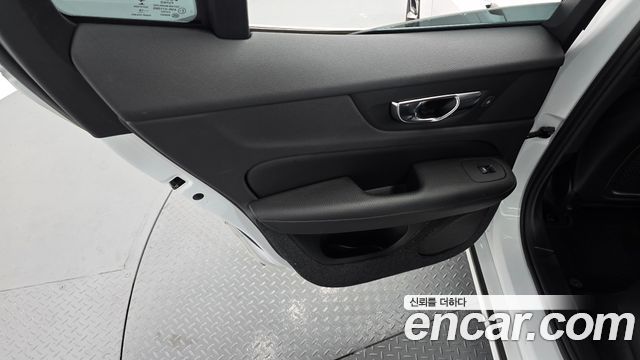 Volvo S60 2020 — photo 15