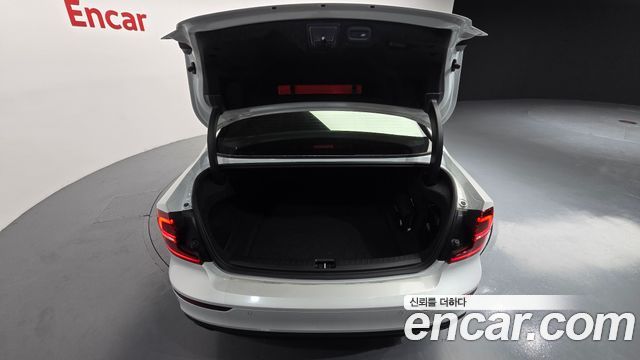 Volvo S60 2020 — photo 30