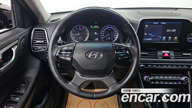 Hyundai Grandeur 2018 — photo 16