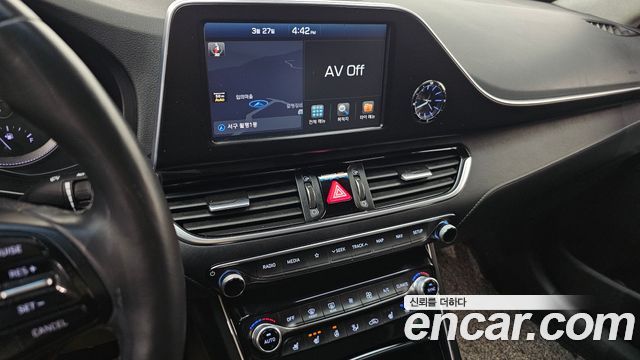 Hyundai Grandeur 2018 — photo 17