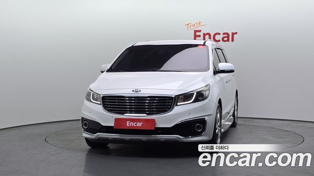 Kia Canival 2016 — photo 3