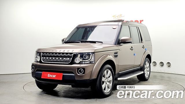 Land Rover Discovery 2016 — photo 1