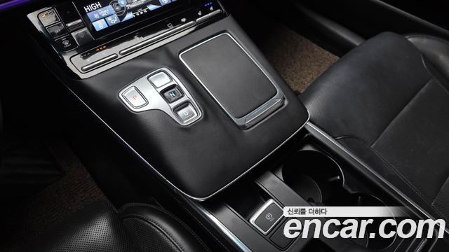 Hyundai Grandeur 2022 — photo 9