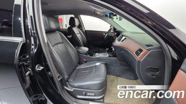 Hyundai Genesis 2013 — photo 10