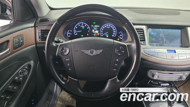 Hyundai Genesis 2013 — photo 13