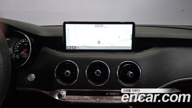 Kia Stinger 2021 — photo 15