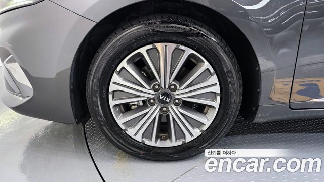 Kia K7 2021 — photo 5
