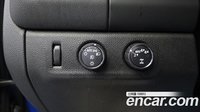 Chevrolet Korea Colorado 2020 — photo 15