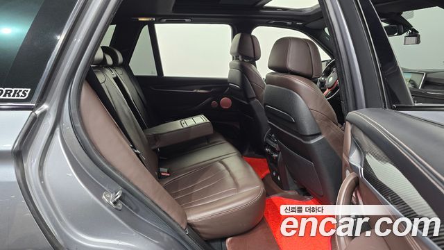 BMW X5 2015 — photo 12