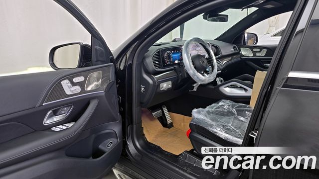 Mercedes-Benz GLE-Class 2026 — photo 10