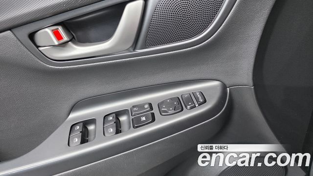 Hyundai Kona 2018 — photo 12