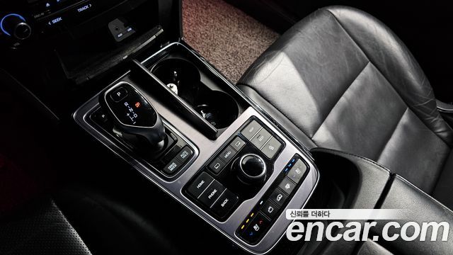 Hyundai Equus 2015 — photo 9