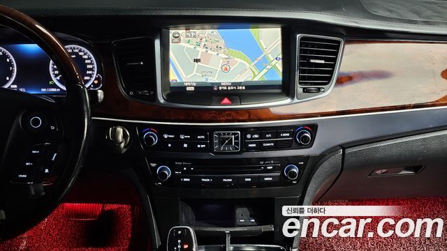 Hyundai Equus 2015 — photo 16