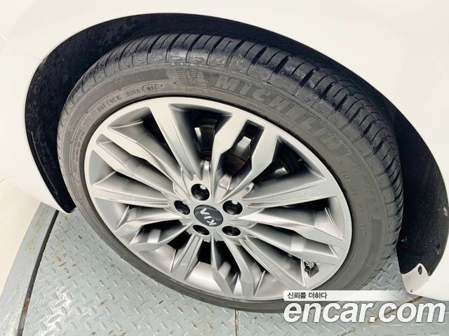 Kia K7 2020 — photo 5