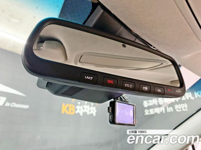 Kia K7 2020 — photo 15