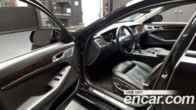 Hyundai Genesis 2016 — photo 11