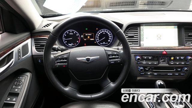 Hyundai Genesis 2016 — photo 13