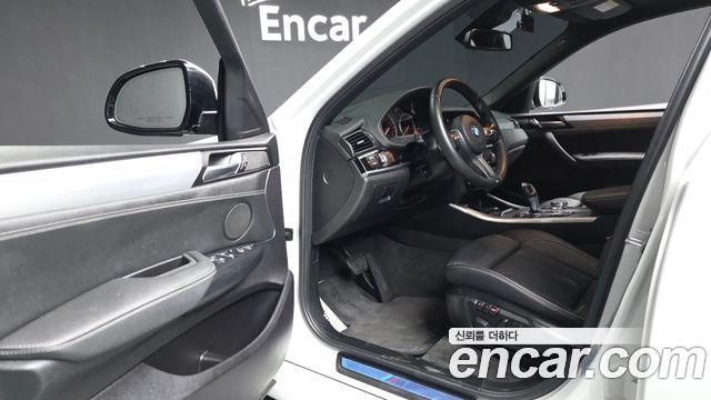 BMW X4 2018 — photo 10