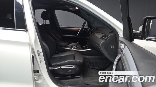 BMW X4 2018 — photo 11