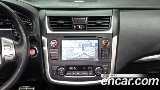 Nissan Altima 2017 — photo 14