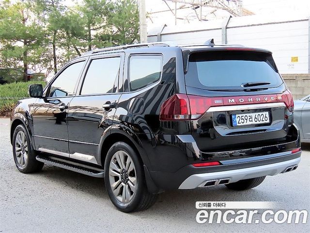 Kia Mohave 2023 — photo 3