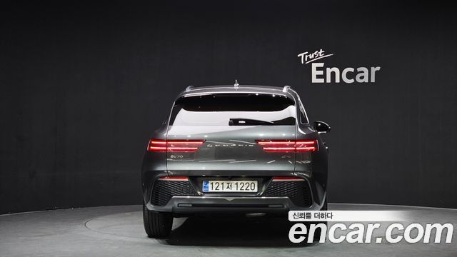 Genesis GV70 2021 — photo 4