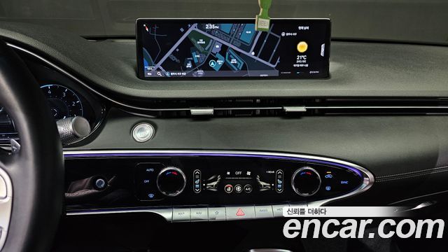 Genesis GV70 2021 — photo 15