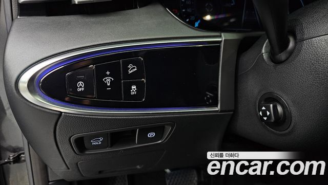 Genesis GV70 2021 — photo 18