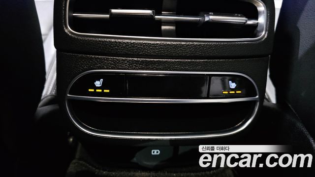 Genesis GV70 2021 — photo 19
