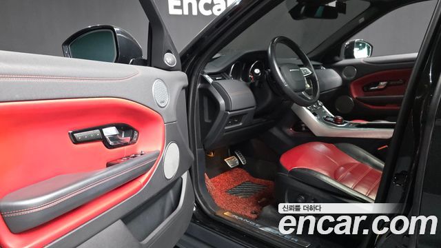 Land Rover Range Rover Evoque 2018 — photo 10