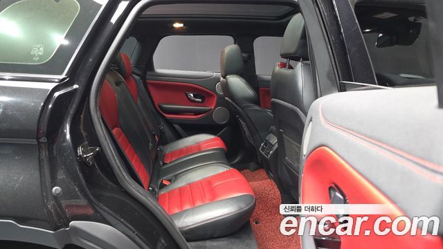 Land Rover Range Rover Evoque 2018 — photo 12