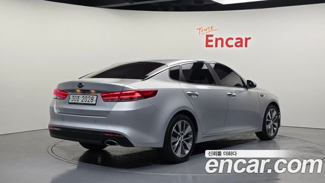 Kia K5 2018 — photo 2