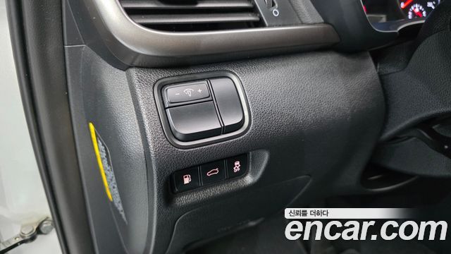 Kia K5 2018 — photo 13