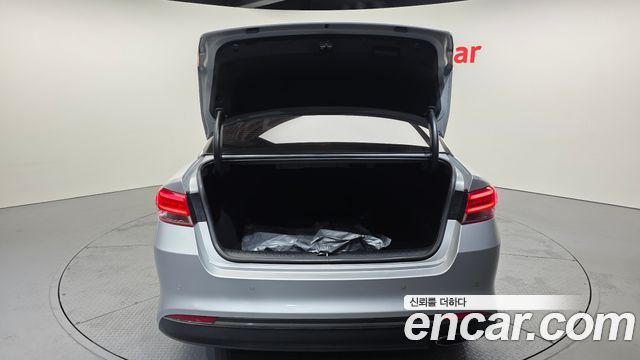 Kia K5 2018 — photo 20