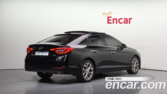 Hyundai Sonata 2015 — photo 2